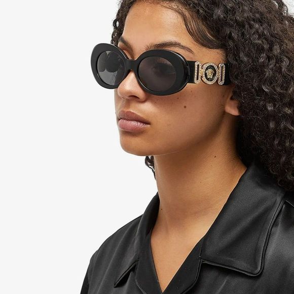 Versace VE4426BU GB1/87 Sunglasses MAXI MEDUSA BIGGIE Black Gray Oval Women - Picture 4 of 12